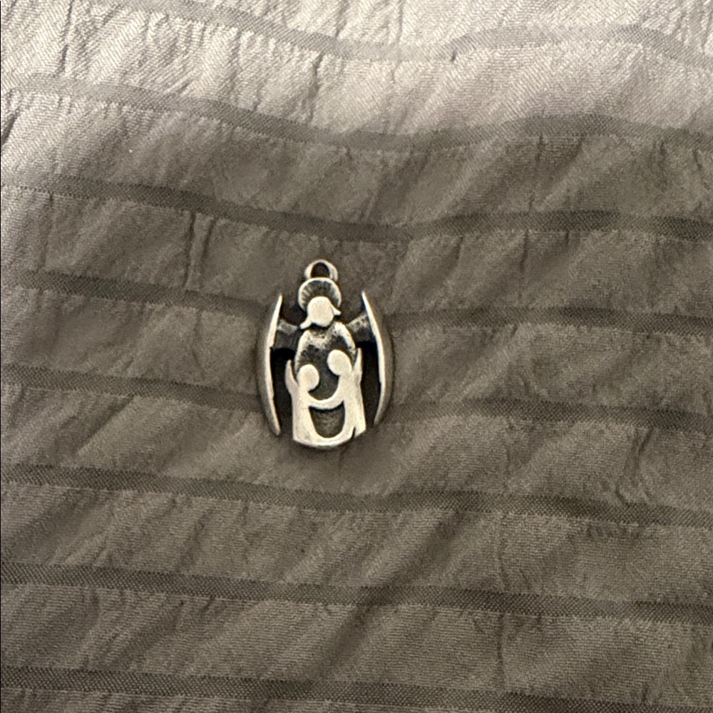 James Avery Silver Angel Family Charm Pendant